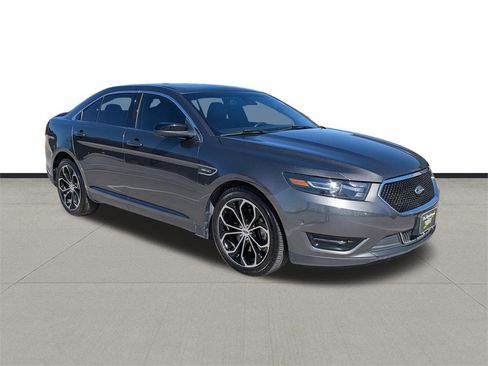 Used 2018 Ford Taurus SHO w/ Driver Assist Package image 3