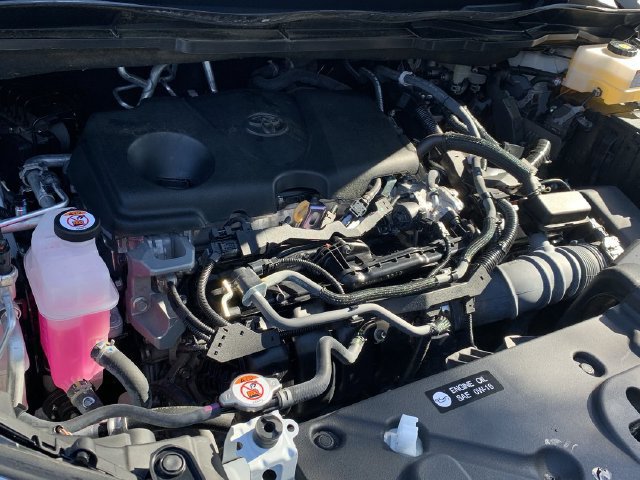 Certified 2024 Toyota Sienna XLE FWD image 16