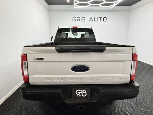 Used 2017 Ford F250 XL w/ Power Equipment Group RWD image 6