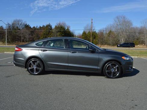 Used 2016 Ford Fusion SE w/ Equipment Group 202A image 61