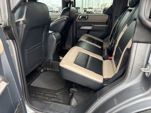 Used 2023 Ford Bronco Wildtrak AWD/4WD image 18