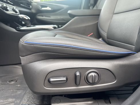 Used 2026 Buick Envista Sport Touring w/ Convenience I Package FWD image 6