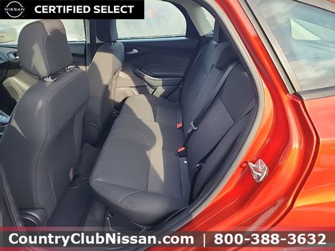 Used 2018 Ford Focus SE image 22