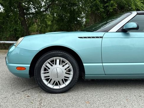 Used 2002 Ford Thunderbird RWD image 5