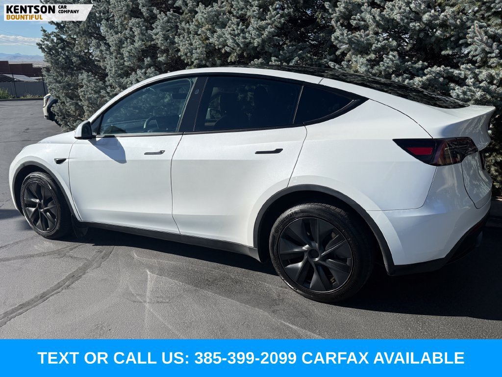 Used 2024 Tesla Model Y Long Range AWD/4WD image 5