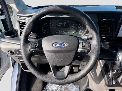 Used 2023 Ford Transit 350 XLT image 11