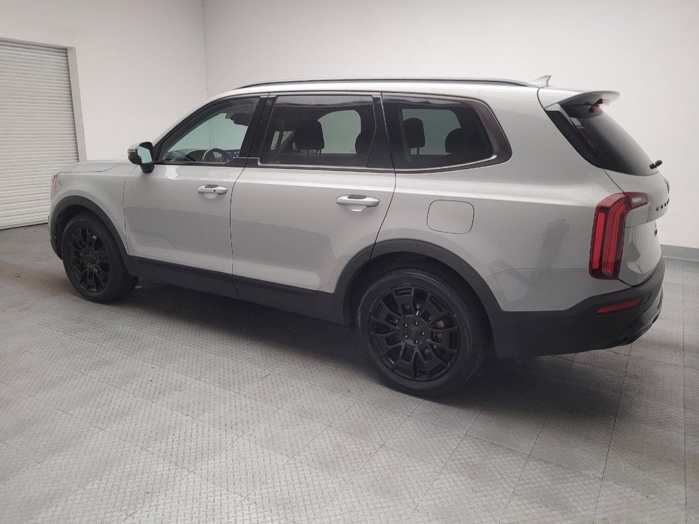 Used 2021 Kia Telluride EX w/ EX Premium Package AWD/4WD image 3