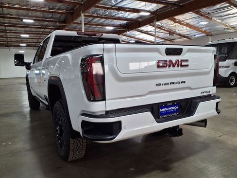 New 2026 GMC Sierra 3500 AT4 w/ AT4 Premium Plus Package image 10