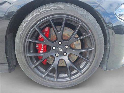 Used 2019 Dodge Charger Scat Pack w/ Dynamics Package RWD image 19