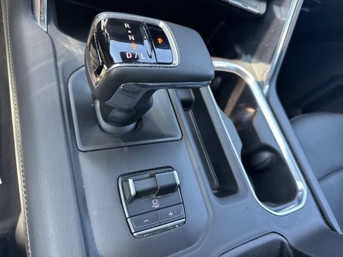 Used 2023 GMC Sierra 1500 Denali AWD/4WD image 16