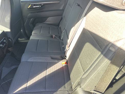 New 2026 Chevrolet Tahoe LS image 12