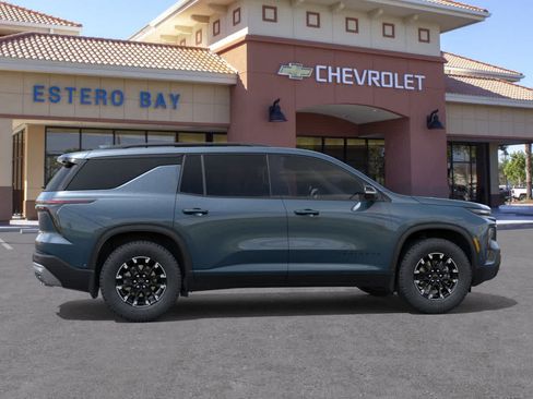 New 2026 Chevrolet Traverse Z71 w/ Enhanced Driving Package AWD/4WD image 5