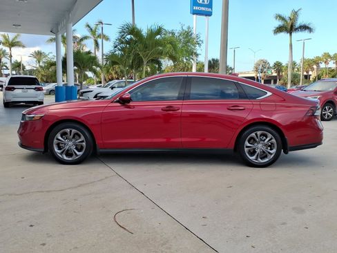 Used 2024 Honda Accord EX image 4