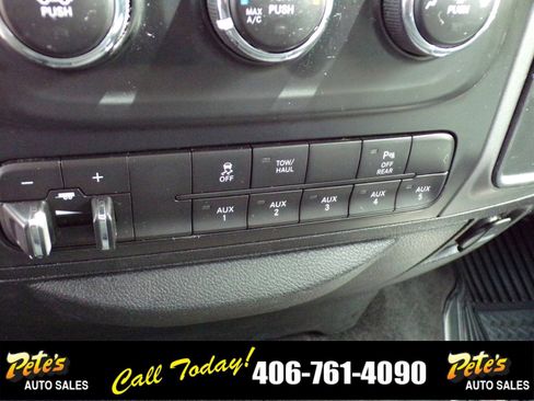 Used 2017 RAM 2500 Tradesman w/ Chrome Appearance Group image 28