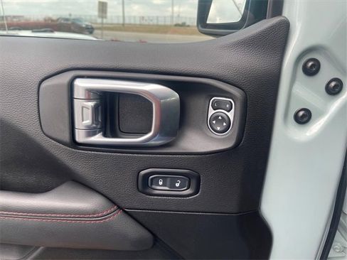 Used 2023 Jeep Wrangler Unlimited Rubicon w/ LED Lighting Group image 17