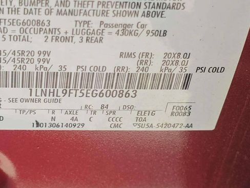 Used 2014 Lincoln MKS AWD w/ Equipment Group 201A image 10