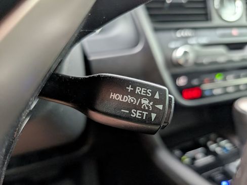 Used 2019 Lexus RX 450h AWD w/ Luxury Package image 21