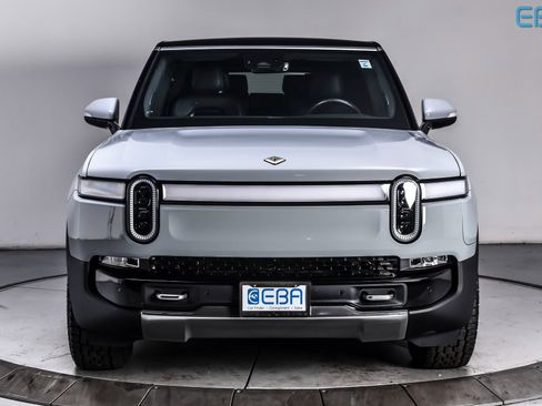 Used 2022 Rivian R1S Launch Edition image 9