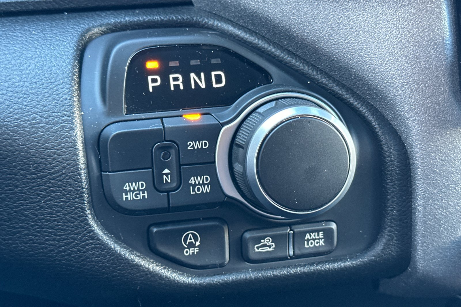 Used 2025 RAM 1500 Warlock AWD/4WD image 21
