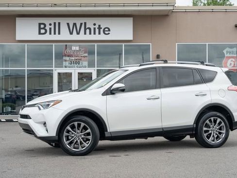 Used 2017 Toyota RAV4 Limited FWD image 1