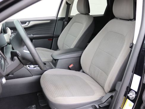 Used 2021 Ford Escape SE FWD image 4