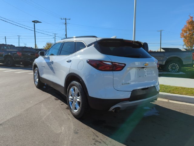Used 2019 Chevrolet Blazer LT FWD image 3
