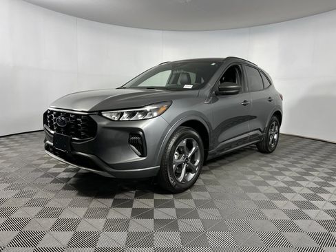 Used 2024 Ford Escape ST-Line image 3