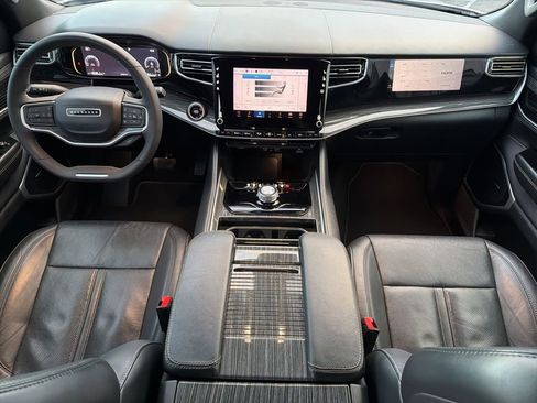 Used 2022 Jeep Wagoneer Series II w/ Premium Group I image 29