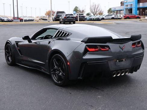 Used 2018 Chevrolet Corvette Grand Sport image 7