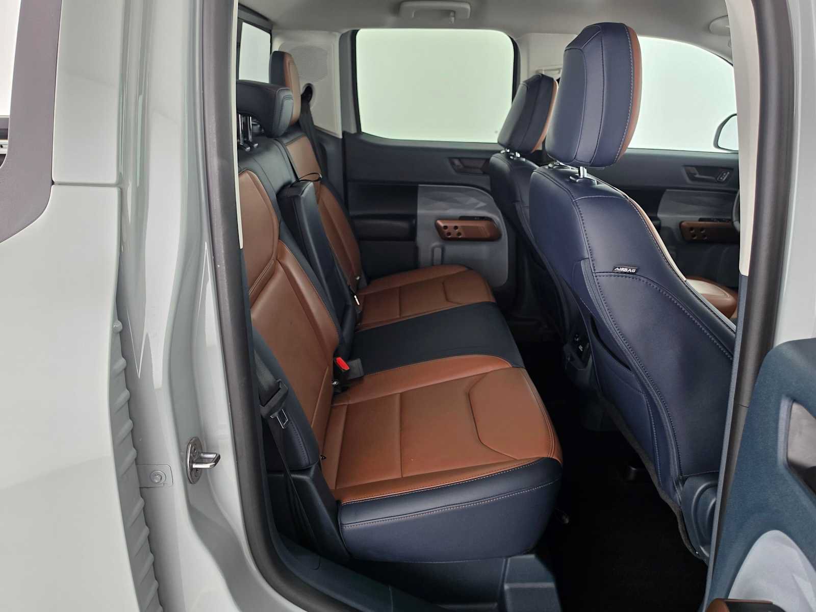Used 2022 Ford Maverick Lariat w/ Lariat Luxury Package FWD image 12