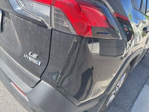 Used 2023 Toyota RAV4 LE image 13