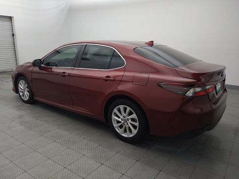 Used 2021 Toyota Camry LE image 3