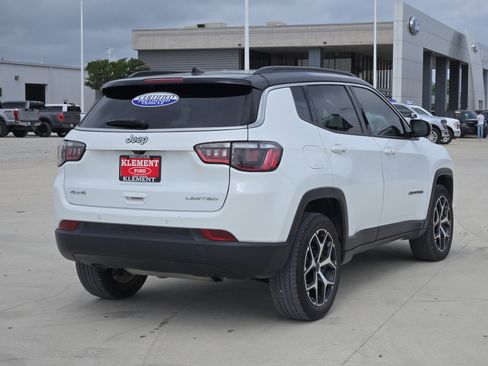 Used 2025 Jeep Compass Limited image 7
