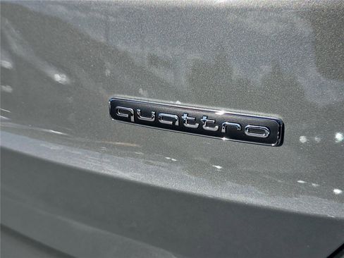 Used 2024 Audi Q3 2.0T Premium Plus image 5