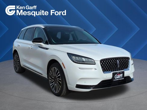 Used 2021 Lincoln Corsair Grand Touring image 1