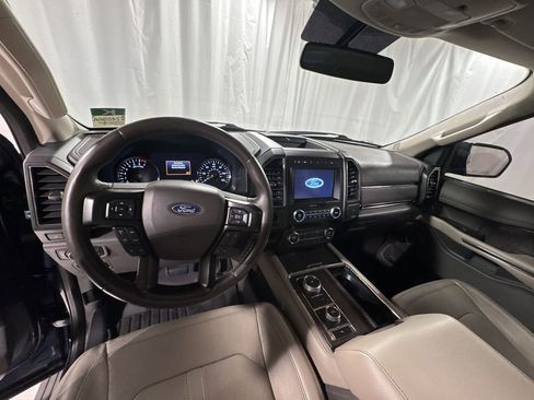 Used 2019 Ford Expedition Max Limited image 14