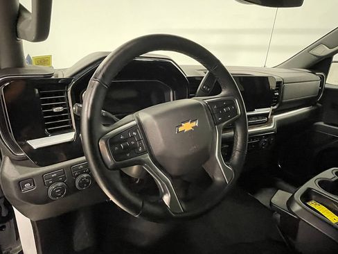 Used 2026 Chevrolet Silverado 1500 LT AWD/4WD image 21