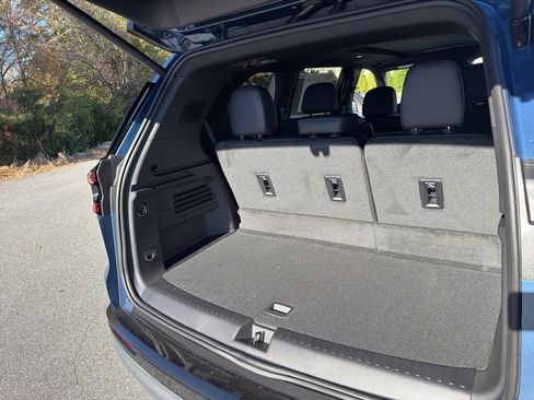 New 2026 GMC Acadia Denali w/ Super Cruise Package image 22