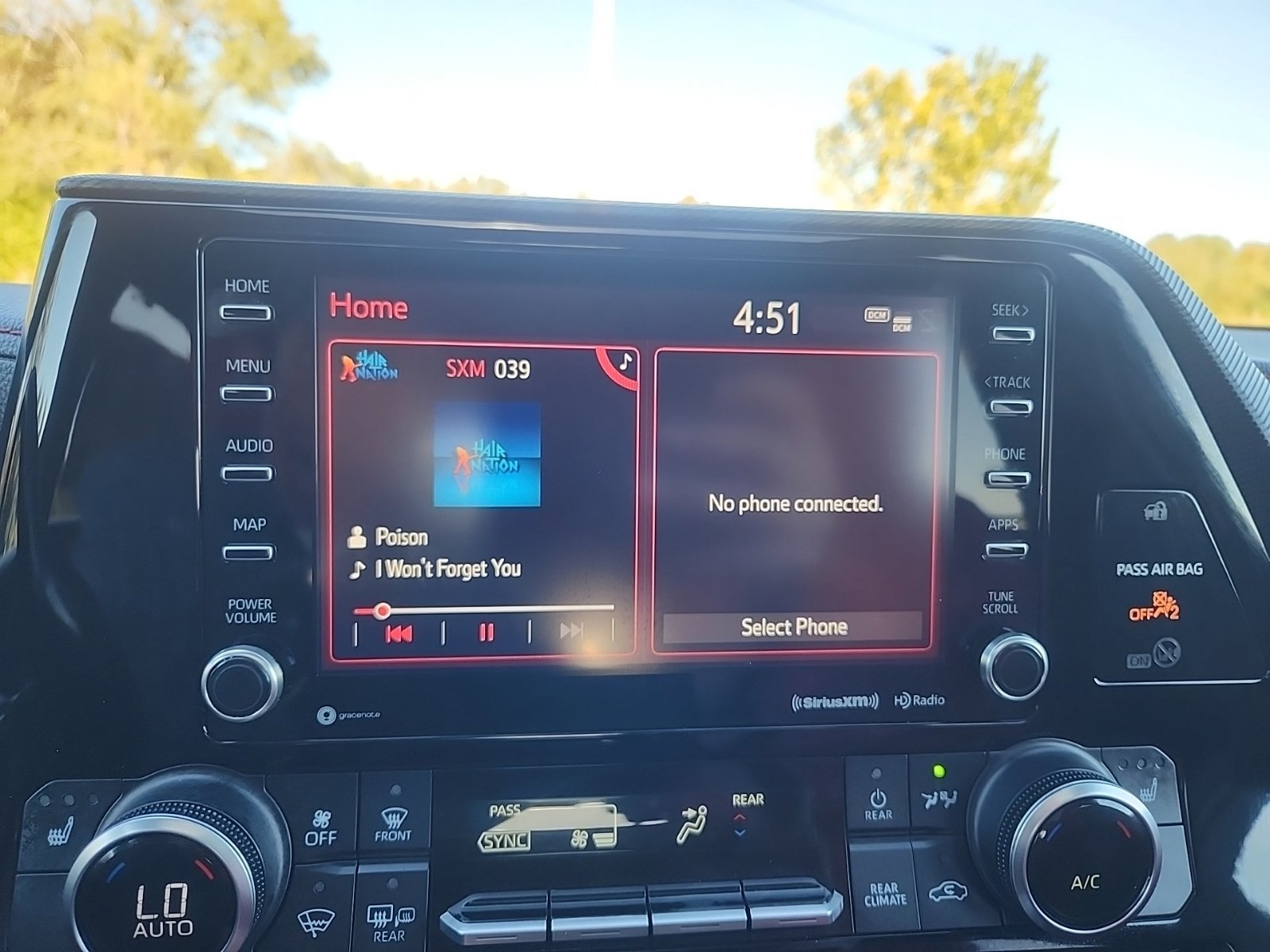 Used 2022 Toyota Highlander XSE AWD/4WD image 20