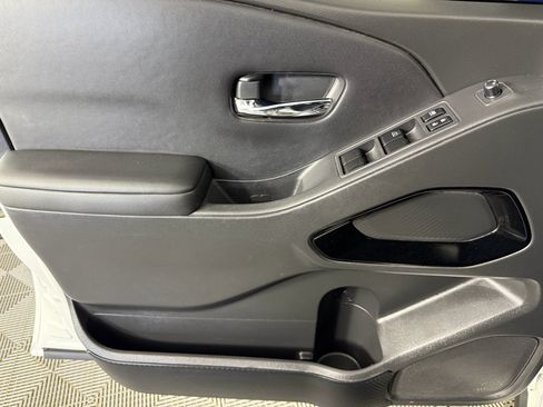 Used 2023 Nissan Frontier SV w/ Midnight Edition Package image 22