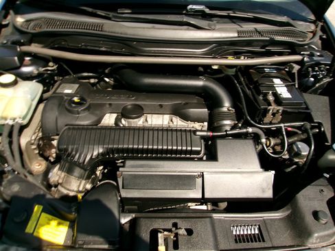 Used 2006 Volvo C70 T5 FWD image 25
