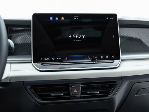 New 2026 Volkswagen Tiguan SE image 25