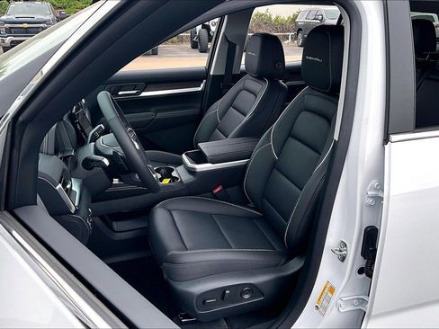 New 2026 GMC Terrain Denali AWD/4WD image 9