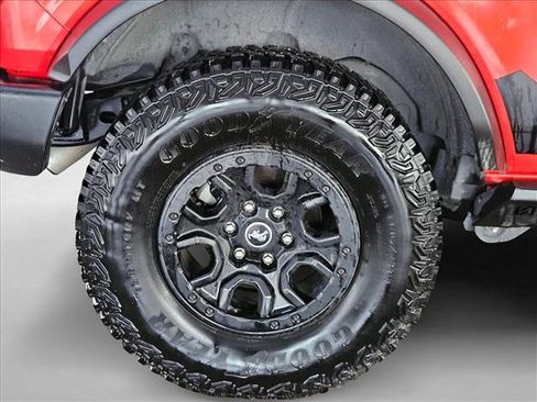 Used 2023 Ford Bronco Wildtrak AWD/4WD image 17