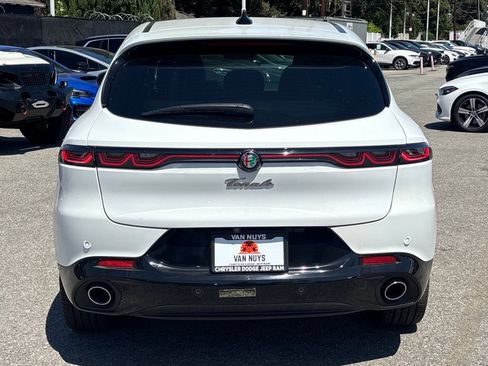 Used 2025 Alfa Romeo Tonale w/ Premium Package AWD/4WD image 4