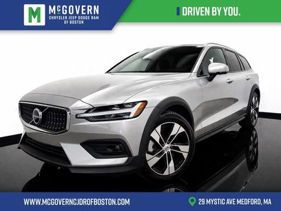 Used 2025 Volvo V60 B5 Cross Country Plus