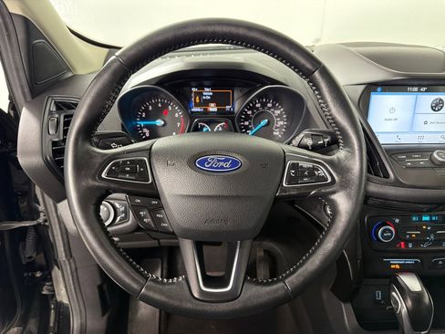 Used 2019 Ford Escape SE image 15