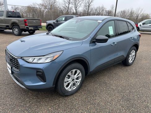 New 2026 Ford Escape Active w/ Tech Pack #1 AWD/4WD image 3