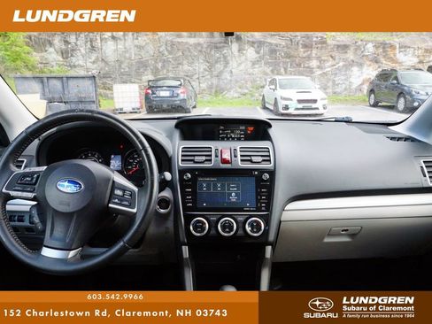 Used 2016 Subaru Forester 2.5i Touring w/ Eyesight & Navigation System AWD/4WD image 4