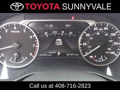 Used 2025 Nissan Pathfinder SL FWD image 3